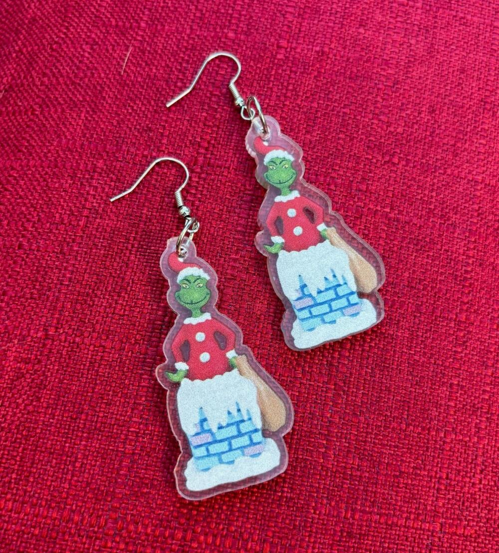 The Grinch Christmas Fashion Earrings - Chimney